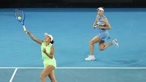 王曼昱首轮对阵大藤沙月