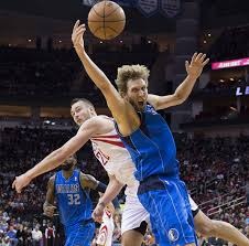 第29分钟 ｜ 凯南再次尝试射门：穆里奇将皮球拒之门外 ⚪️⚫️ #萨索洛尤文图斯 [0-1] 来源：尤文官方推特